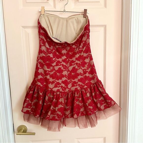 $5 SALE Red lace blondie nights dress - Picture 5 of 6